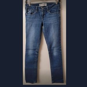 Hollister jeans size 1